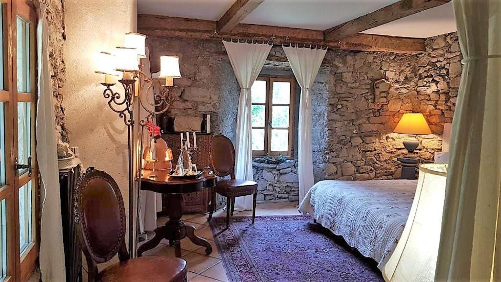 Domaine De Lara Bed and Breakfast Barcelonnette Exteriör bild