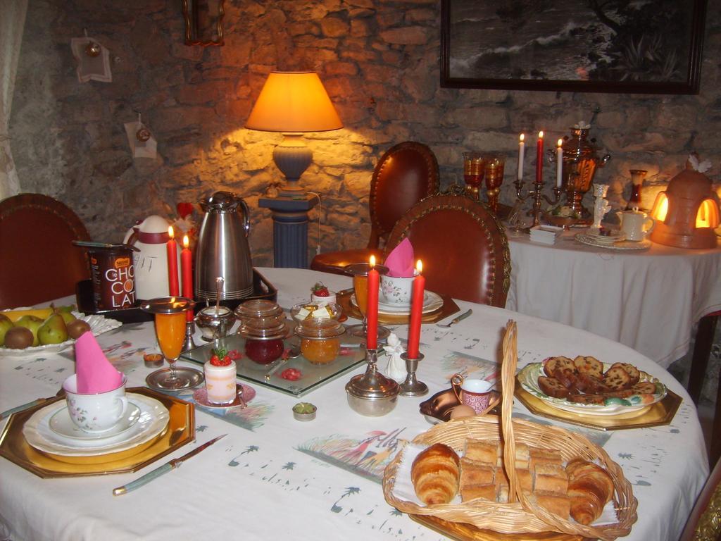 Domaine De Lara Bed and Breakfast Barcelonnette Exteriör bild
