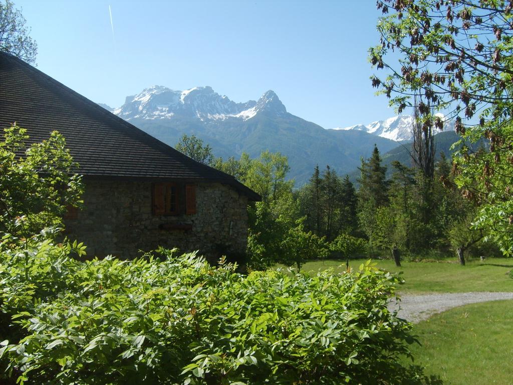 Domaine De Lara Bed and Breakfast Barcelonnette Exteriör bild