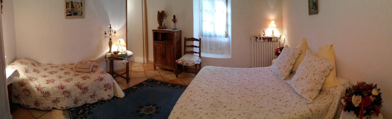 Domaine De Lara Bed and Breakfast Barcelonnette Exteriör bild